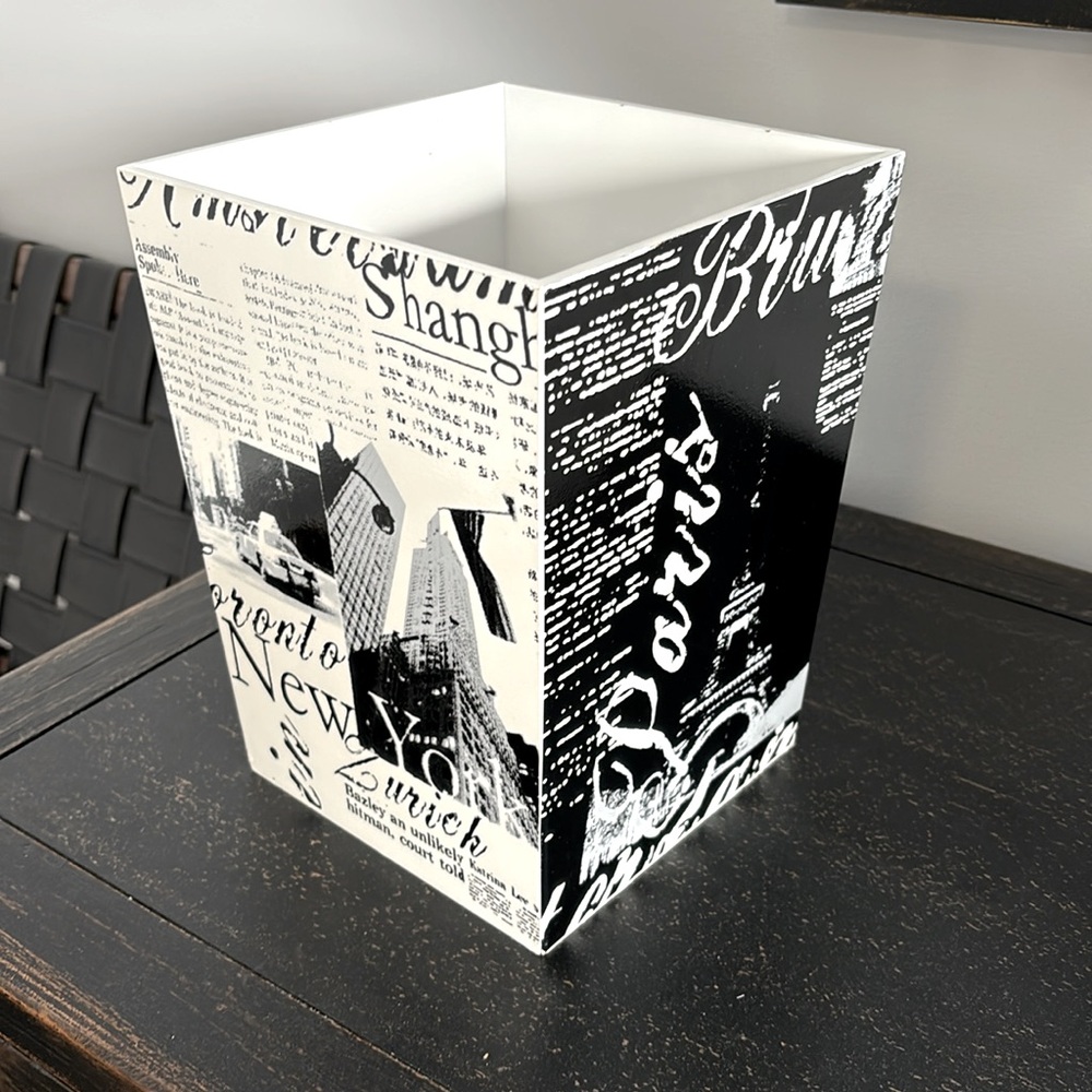 Shower Curtain & Bathroom Waste Bin